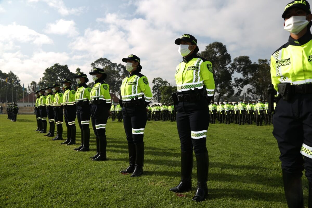 Las medidas de la alcaldesa para combatir la ola de terror en Bogotá 1 Las medidas de la alcaldesa para combatir la ola de terror en Bogotá De marzo a septiembre, en Bogotá han sido halladas 28 personas embolsadas en diferentes sectores y esto ha sembrado el terror y la zozobra entre los ciudadanos. Los últimos cuatro muertos hallados descuartizados en las localidades de Engativá y Suba encendieron las alarmas en las autoridades y en la alcaldesa Claudia López.