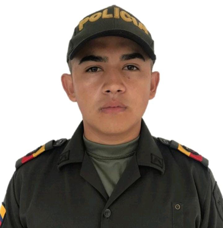 Estos fueron los 7 policías asesinados en el Huila 6 Estos fueron los 7 policías asesinados en el Huila Lea aquí: Petro llegará al Huila por asesinato de policías