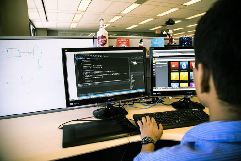 Aprenda programación desde cero y sin pagar un solo peso Una de las carreras que mayor impacto y crecimiento ha tenido durante los últimos años, y en especial durante la pandemia, fue la de programación.