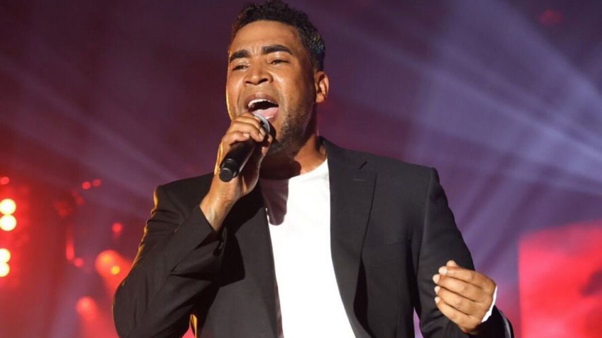 El pasado criminal de Don Omar: vendió drogas en la calle El reconocido cantante de música urbana Don Omar le dio una entrevista a Don Francisco para la cadena de noticias CNN en español y reveló detalles desconocidos de su vida antes de ser famoso, pues cometió varios delitos.