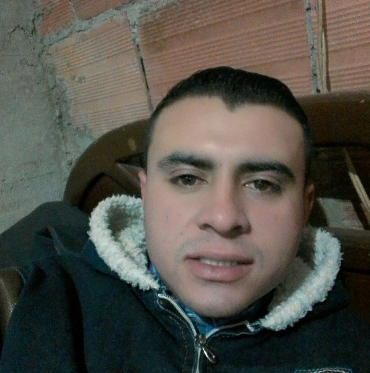 La tragedia de Jesús en Corabastos Sobre las 10:30 de la noche del pasado jueves Jesús Alfredo Parra no contestó su celular. Su esposa y demás familiares del hombre, de 28 años, nunca pensaron que esa sería la premonición de una tragedia que les dio un giro a su vida de 180 grados. Después de mucho trasegar, la familia se enteró de que Jesús había sido arrollado por un enorme camión frente a la entrada 4 de Corabastos.