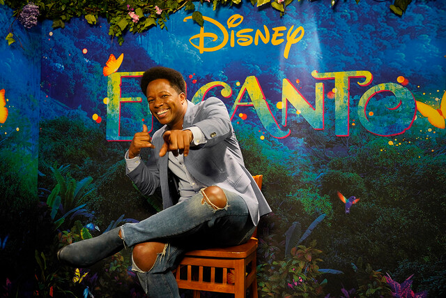Mauro Castillo debutará en Broadway 1 Mauro Castillo debutará en Broadway El artista colombiano Mauro Castillo sigue haciendo historia, luego de su participación en la película animada de Disney 'Encanto', así como haciendo parte del show central de los Premios Oscar.