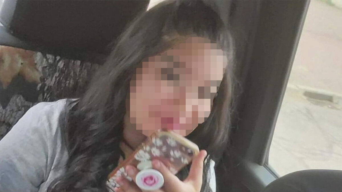 Niña de 14 años recibió un disparo mientras grababa un TikTok Una joven de 14 años de edad falleció luego de que le dispararan en la cabeza mientras grababa un video de TikTok.