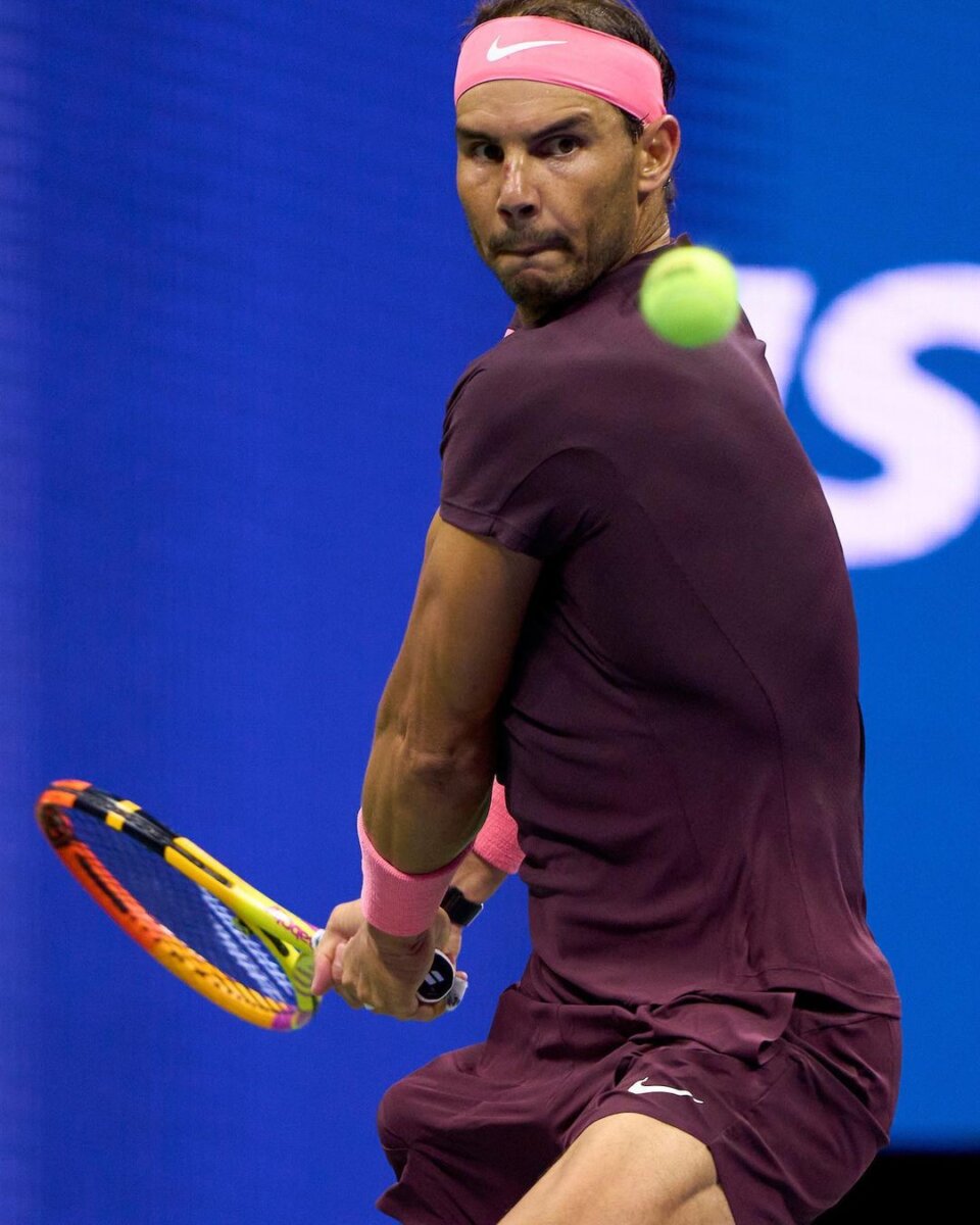 Rafael Nadal confirmó partido en Bogotá La leyenda del tenis mundial, Rafael Nadal, confirmó que después de 11 años de haber estado en Bogotá, hará una nueva gira por Latinoamérica donde incluye la capital del país para disputar un partido amistoso con el noruego Casper Ruud.
