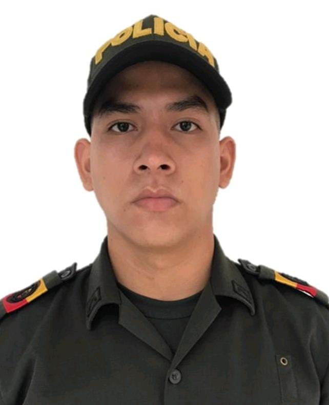 Estos fueron los 7 policías asesinados en el Huila 5 Estos fueron los 7 policías asesinados en el Huila Lea aquí: Petro llegará al Huila por asesinato de policías