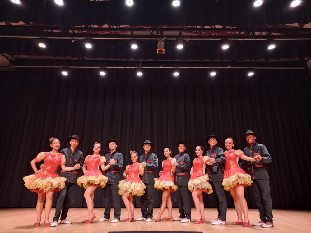 El joropo también hará parte de los festivales al parque 1 El joropo también hará parte de los festivales al parque Por primera vez, en la larga historia de los Festivales al Parque de Bogotá, se realizará Joropo al Parque.