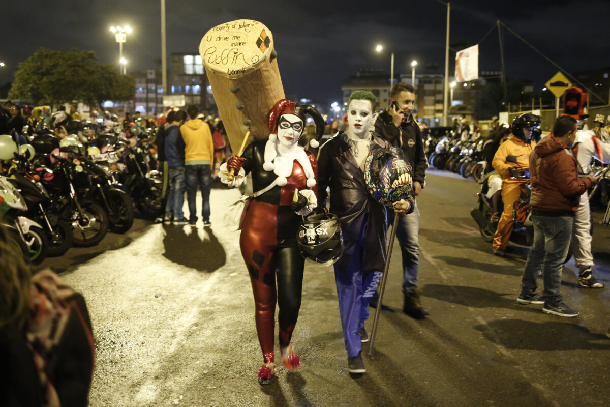 Celebre Halloween sin llegar a los excesos Hoy en todo el país se celebra Halloween, una fecha donde las reuniones estarán a la orden del día; pero tenga cuidado, pues los excesos le podrían pasar factura y, sobre todo, asegúrese del bienestar de los menores de edad. Es por eso que Q’HUBO le tiene preparadas una serie de recomendaciones de seguridad para que las tenga en cuenta si piensa salir a compartir un rato en familia.