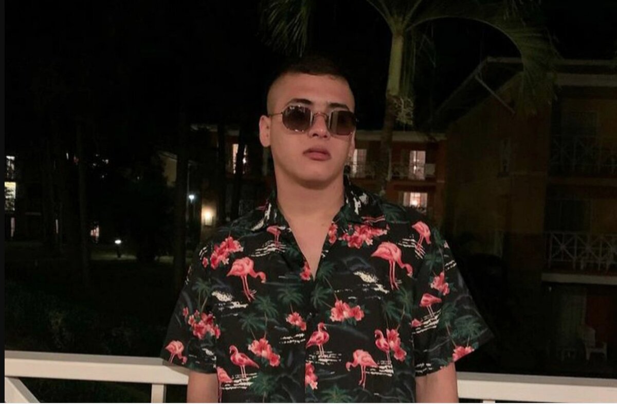 Macabro: encuentran muerto a Dj que había sido secuestrado 1 Macabro: encuentran muerto a Dj que había sido secuestrado Sin ojos y a la orilla de un río apareció muerto el reconocido Dj Samuel Tenorio, luego de ser secuestrado por una banda criminal que le pedía una millonaria suma de dinero a su familia para ser entregado con vida.