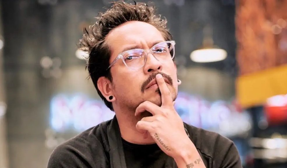 Frank Martínez se retirará de los escenarios para darle prioridad a su salud mental El reconocido humorista y exparticipante de ‘MasterChef’, Frank ‘el Flaco’ Martínez, se sinceró con sus fanáticos y habló de los problemas de salud mental que está padeciendo.