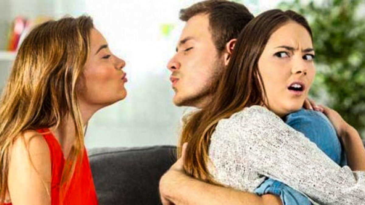 Ya no hay límites: hombre tuvo relación con hija, madre y cuñada Los amoríos suelen ser muy complicados, pero un hombre contó cómo sobrepasó los límites y tuvo una relación con tres mujeres de una misma familia.