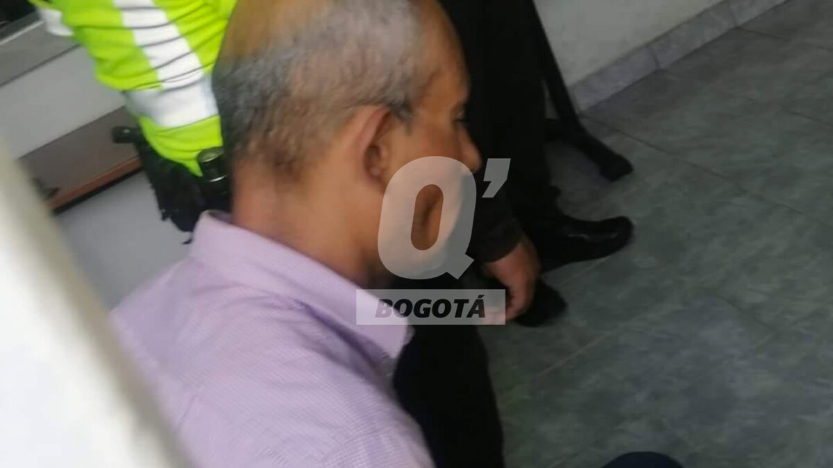 Así habría sido asesinado el pequeño Gabriel en un hotel El caso del pequeño Gabriel Esteban de tan solo 5 años, a quien hallaron muerto en un hotel en Melgar (Tolima), ha causado consternación a nivel nacional por la manera en la que le quitaron la vida, pues presuntamente fue su papá, quien fue capturado este martes.