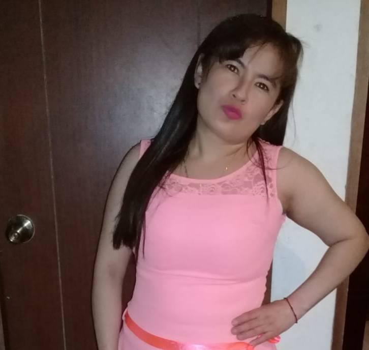Doloroso feminicidio: su esposo la mató para evitar el divorcio 2 Doloroso feminicidio: su esposo la mató para evitar el divorcio La mañana de ayer será recordada por los habitantes del barrio Buenavista, en la localidad de Usaquén, como una de las más violentas, y sobre todo tristes, de los últimos años, todo por cuenta del feminicidio que se registró en una casa.