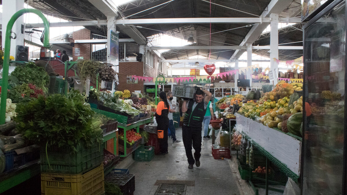 El sabor de todo el país lo encuentra en el Quirigua 6 El sabor de todo el país lo encuentra en el Quirigua Si le gusta el sabor a campo y fresco, tiene que visitar las plazas de mercado que se ubican en Bogotá y sus alrededores.