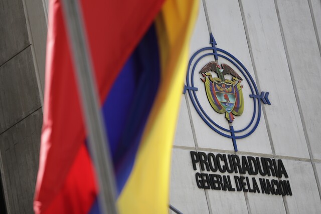 Procuraduría le exigió explicaciones al ICBF por el caso del niño asesinado 5 Procuraduría le exigió explicaciones al ICBF por el caso del niño asesinado Luego del asesinato del menor Gabriel Esteban González Rodríguez, ocurrido en Melgar y que conmocionó al país, el ente de control exigió a los comisarios de familia de la localidad de Usme las medidas adoptadas en el proceso por violencia intrafamiliar, que al parecer existía en favor de la madre del niño.