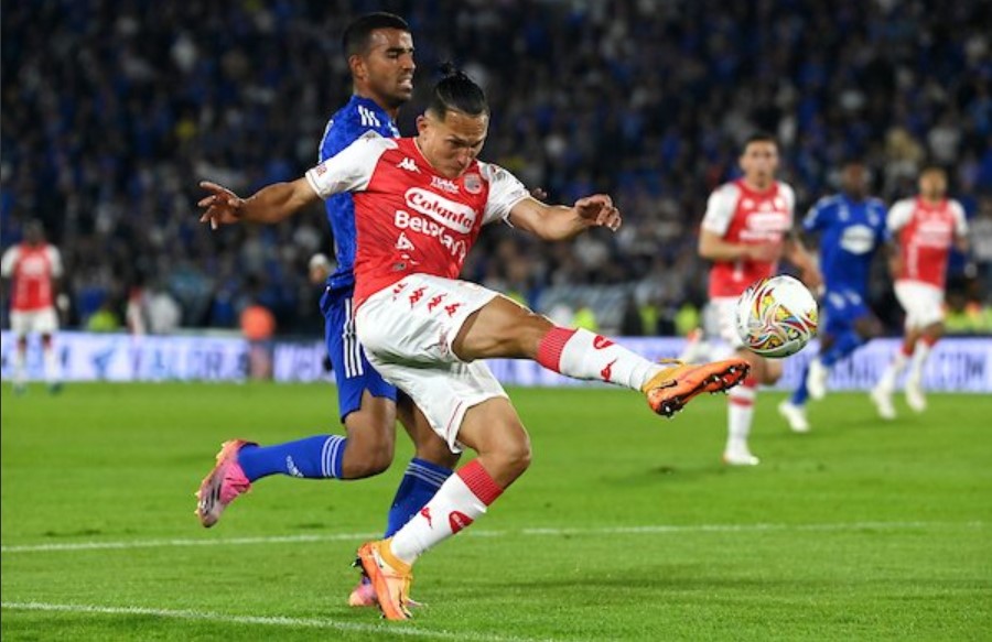 ¡Santa Fe hizo la épica! Le ganó a Millonarios en 10 minutos 1 ¡Santa Fe hizo la épica! Le ganó a Millonarios en 10 minutos Independiente Santa Fe se ganó este miércoles en la noche el clásico bogotano frente a Millonarios, después de ir por debajo en el marcador por dos goles y terminan derrotando al cuadro azul con un contundente 3-2.