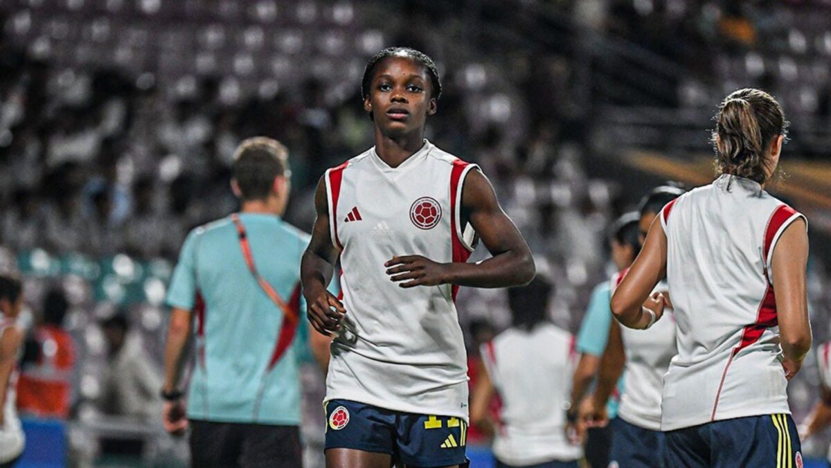 Con este equipo Colombia irá por el título del Mundial Sub 17 5 Con este equipo Colombia irá por el título del Mundial Sub 17 La Selección Colombia Femenina Sub 17 hace historia y este domingo tiene emocionados a los fanáticos que esperan que se lleven la victoria ante su contrincante, España.