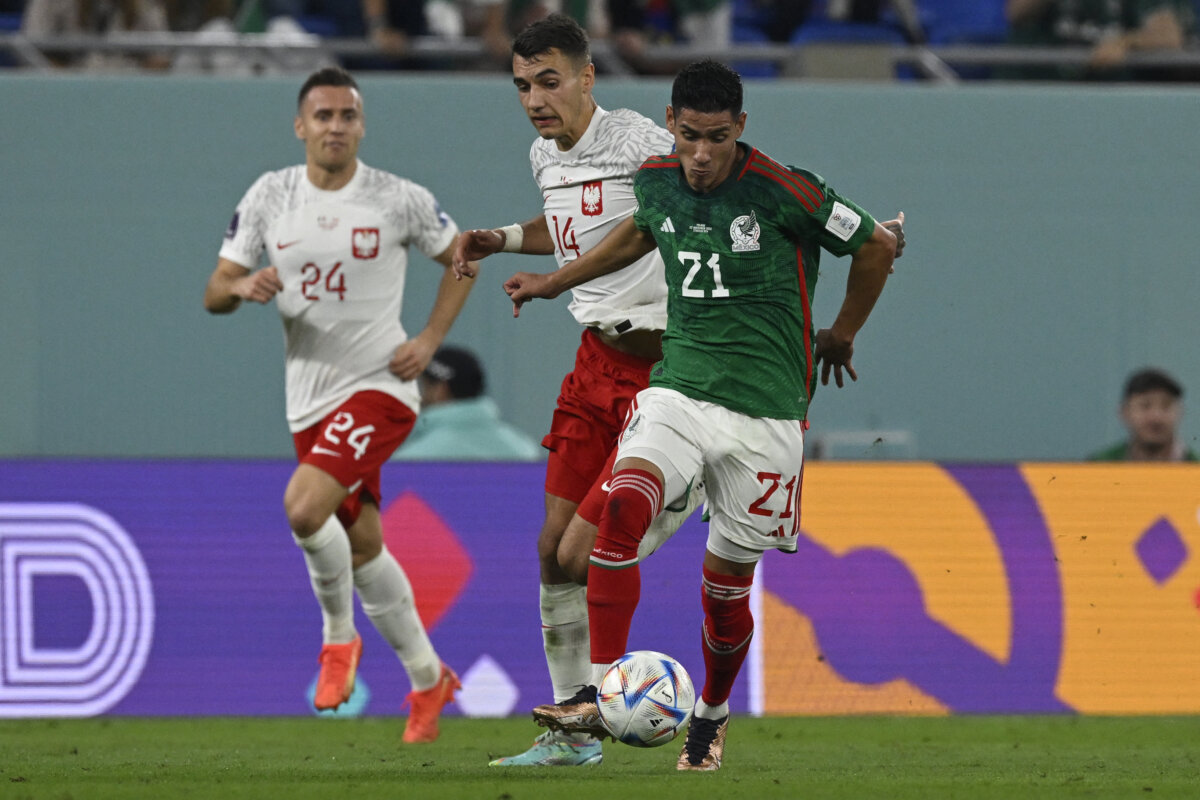¡Nada de nada! México empató sin goles ante Polonia 4 ¡Nada de nada! México empató sin goles ante Polonia México empató sin goles ante Polonia, este martes en la primera jornada del grupo C del Mundial, en un duelo en el que fue determinante el arquero 'Memo' Ochoa, que paró un penal lanzado por Robert Lewandowski.