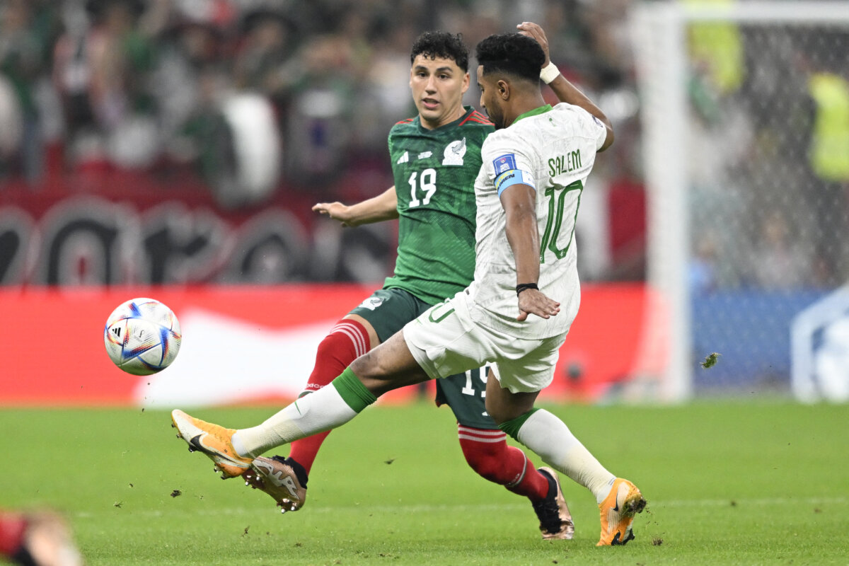 Polonia - Argentina y Arabia Saudita - México se definen un cupo a octavos de final 1 Polonia - Argentina y Arabia Saudita - México se definen un cupo a octavos de final Ahora el turno es para el Grupo C que se define un paso a octavos, serán Polonia, Argentina, Arabia Saudita y México, quienes buscan un cupo más cerca de la final.