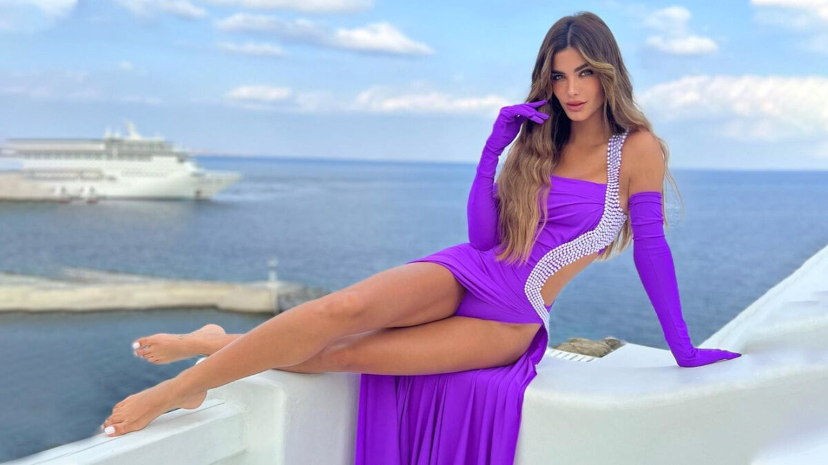 La foto que confirmaría el romance entre James Rodríguez y la ex de Nicky Jam Con esta fotografía James Y Aleska Génesis (ex novia de Nicky Jam) confirmarían su romance. Pille la foto aquí.