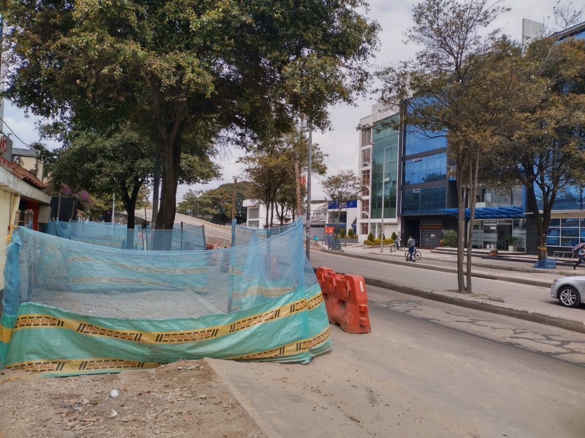Detalles del infame homicidio de Cristián en Suba 1 Detalles del infame homicidio de Cristián en Suba La vida de Cristián Meza acabó justo en su lugar de trabajo: una construcción. Su asesinó le propinó una mortal herida a la altura del corazón con un destornillador en medio de un atroz hecho de intolerancia.