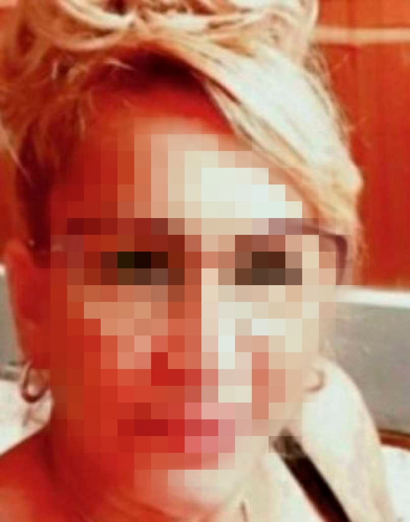 Asesino en serie habría matado a una colombiana en Italia Las mujeres fueron encontradas desnudas y con varias heridas en el abdomen y el pecho, heridas ocasionadas con un arma cortopunzante. Dos de los cuerpos eran de mujeres chinas y el otro de era de Marta Castaño Torres, de nacionalidad colombiana, pero en el mundo de la prostitución era conocida como 'Yesenia'.