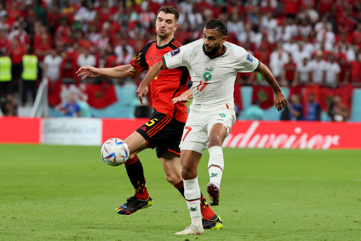 Marruecos protagoniza otra sorpresa en el Mundial al derrotar a Bélgica 2-0 1 Marruecos protagoniza otra sorpresa en el Mundial al derrotar a Bélgica 2-0 Bélgica no pudo asegurar el pase a los octavos de final del Mundial, este domingo, tras caer 2-0 con Marruecos, que ve más cerca la siguiente fase en Catar gracias a esta victoria en el estadio Al Thumama de Doha.