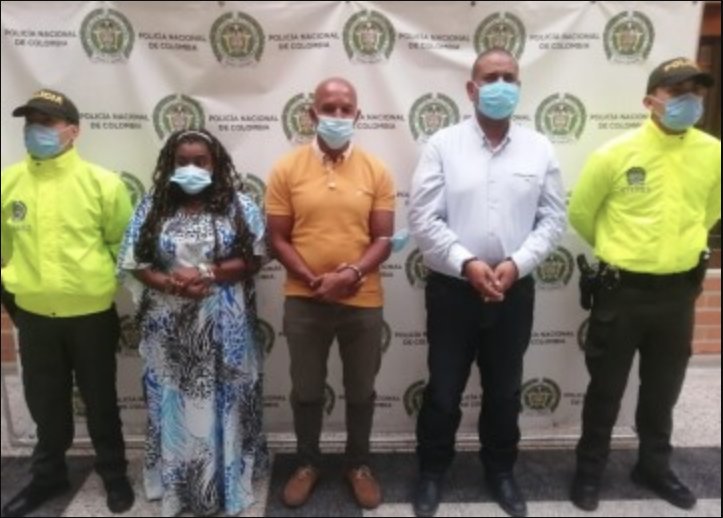 Gobierno avaló extradición del hermano de Piedad Córdoba Por medio de la resolución 272 del 18 de noviembre, el presidente de Colombia, Gustavo Petro, confirmó la extradición de Álvaro Córdoba, hermano de la senadora Piedad Córdoba, hacia Estados Unidos.