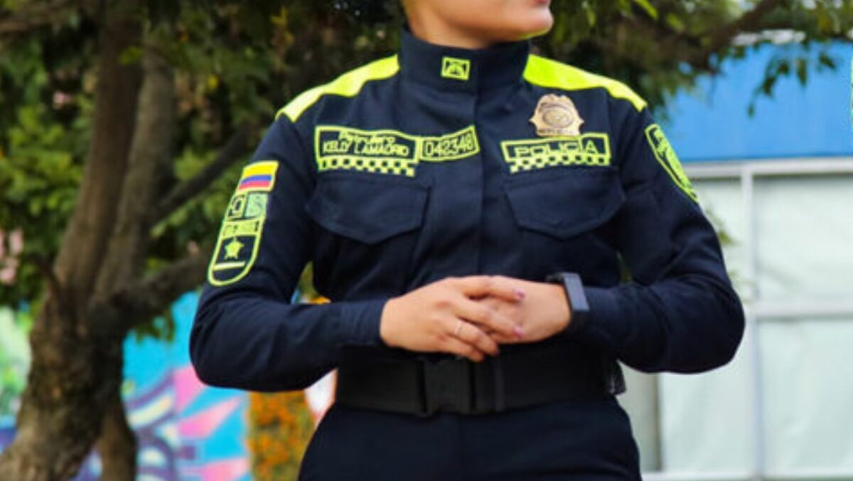 "Fue un asesinato": hermana de la patrullera fallecida 1 "Fue un asesinato": hermana de la patrullera fallecida Un lamentable hecho se presentó la tarde de ayer en la sede de la Unidad de Delitos contra la Fe Pública de la Fiscalía, en el edificio Manuel Gaona, una patrullera identificada como Ludy Marcela Granados Arias, de 22 años de edad, se quitó la vida frente a sus compañeros.