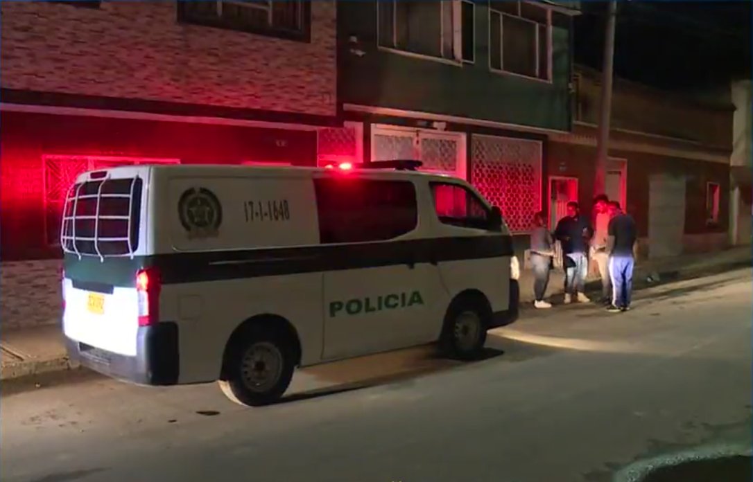 Pillos hicieron millonario robo en fábrica de Rafael Uribe Los ladrones del queso, así llamaron a los bandidos que asaltaron en la madrugada de este miércoles una fábrica de lácteos en la localidad de Rafael Uribe.