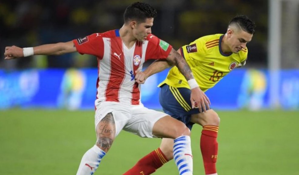 Colombia volvió a brillar en su último partido del año 2 Colombia volvió a brillar en su último partido del año La 'Tricolor' enfrentó este sábado 19 de noviembre, el último baile del año, en un partido de fogueo contra la Selección de Paraguay en Estado Unidos, en el que se llevó la victoria con goles de Falcao y Dávinson Sánchez.
