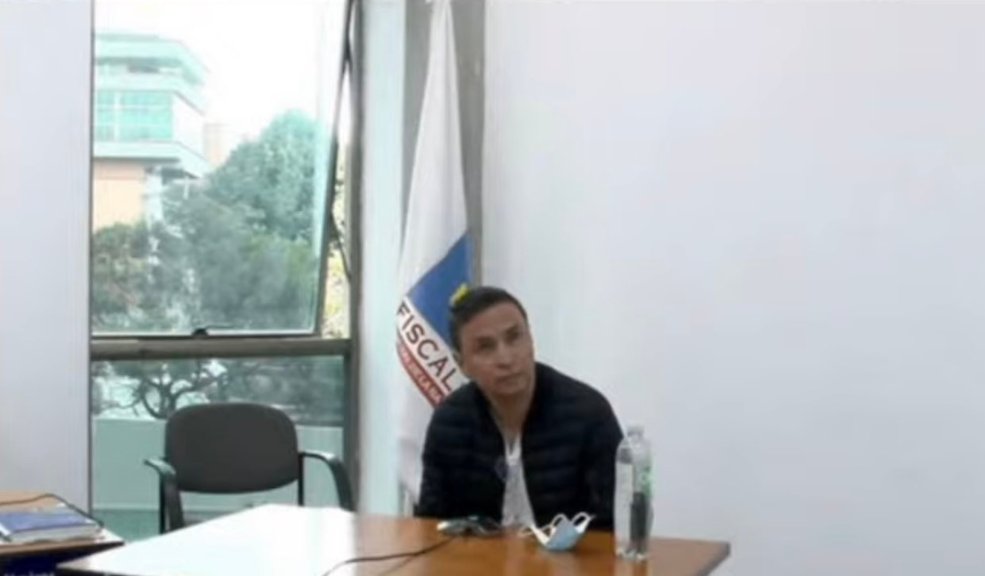 ¿En qué va la investigación por la muerte de Mauricio Leal y su madre? Entre preacuerdos fallidos, retractaciones y peleas se ha movido la investigación en contra de Yhonier Leal, el presunto asesino del estilista Mauricio Leal y su madre Marleny Hernández, un año después de ocurridos los hechos.