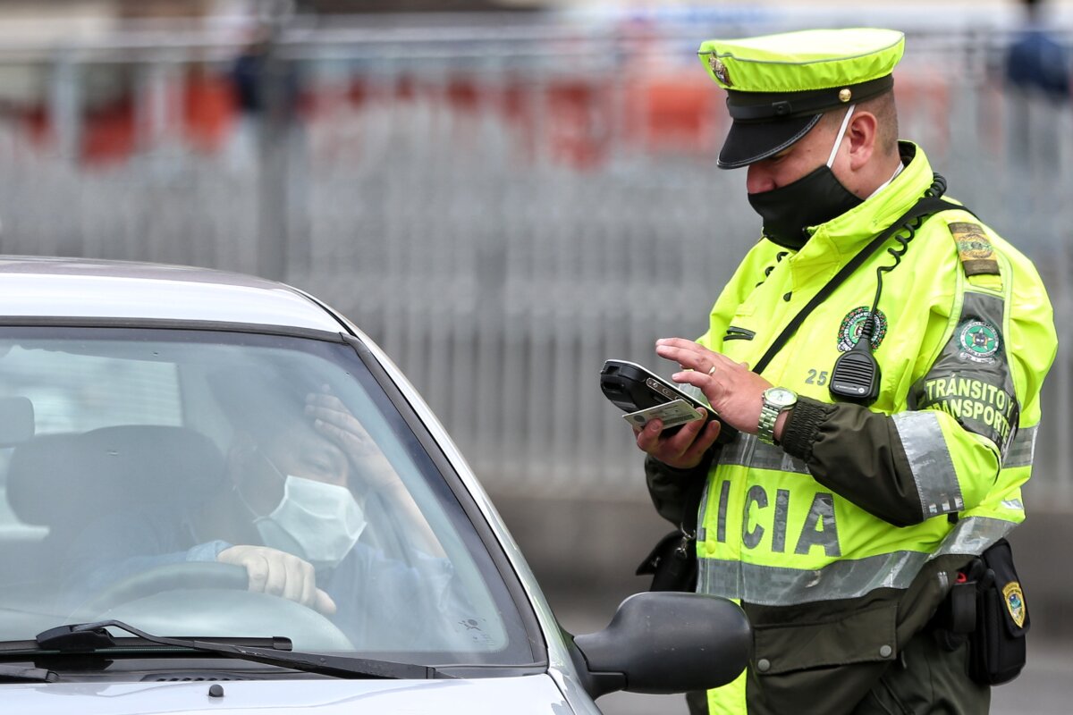Se vienen cambios: así serían modificadas las licencias de conducir en Colombia Otras&nbsp;reformas&nbsp;que está planeando el Gobierno nacional es la de las&nbsp;licencias de conducir, que ahora serían por puntos, y&nbsp;la forma en la que se tramitarían.