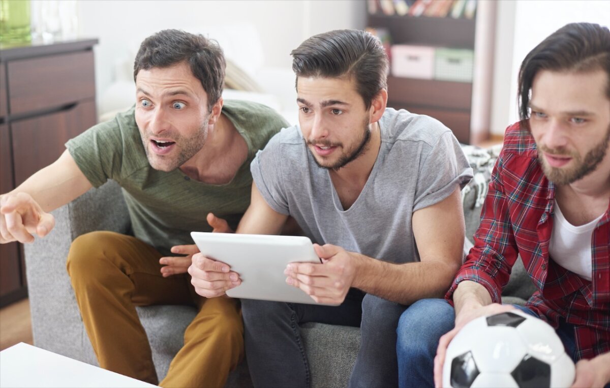 Top 5 de las plataformas digitales para hacer la polla mundialista de Catar 1 Top 5 de las plataformas digitales para hacer la polla mundialista de Catar La cuenta regresiva del inicio del Mundial de Catar se está agotando y si le gusta apostar, es el momento de hacerlo con las plataformas de la polla futbolera que tanto despierta interés entre los aficionados.