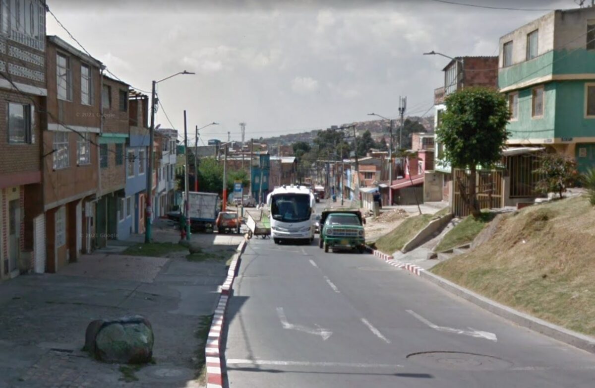 En confusos hechos asesinaron a Marianela en Rafael Uribe 2 En confusos hechos asesinaron a Marianela en Rafael Uribe Cuando llegaron los policías, el atacante ya había huido de la escena del crimen y dos personas habían resultado gravemente heridas, por lo que tuvieron que ser trasladas de urgencia al hospital de La Victoria.