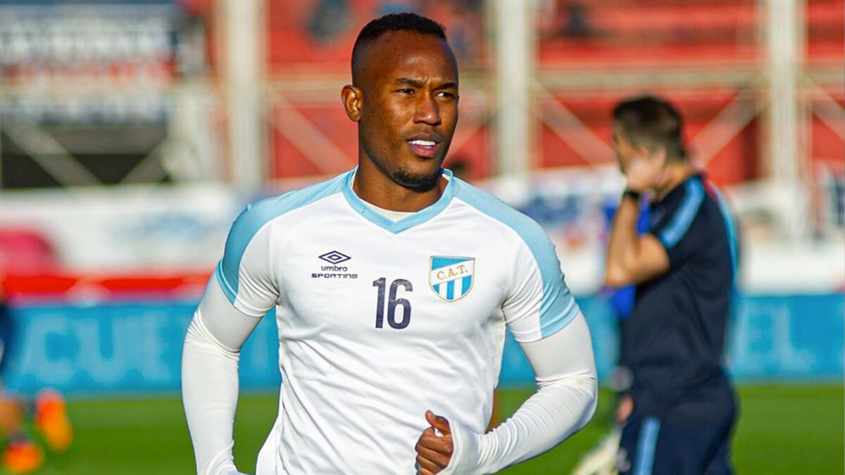 Luto en el fútbol: murió Andrés Balanta En el momento el club argentino y la Federación Colombiana de Fútbol expresaron su sentido pésame sobre lo ocurrido. 