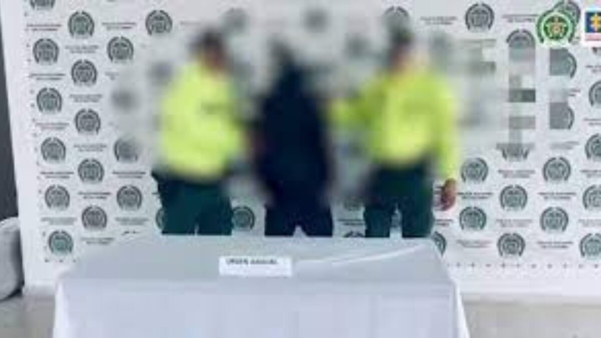 Por cinco asesinatos judicializaron a un joven de 15 años Además, la Fiscalía trata de establecer si este jovencito participó en otras 6 muertes violentas ocurridas también en El Bagre.