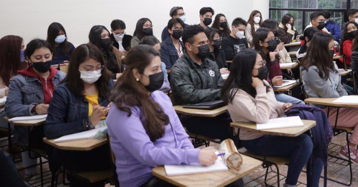 3 mil becas están disponibles pa’ estudiar en el Politécnico 1 3 mil becas están disponibles pa’ estudiar en el Politécnico La institución universitaria Politécnico Grancolombiano ha puesto a disposición 3 mil becas totales y parciales a nivel nacional para que jóvenes de todo el país puedan acceder a estudios de formación superior.