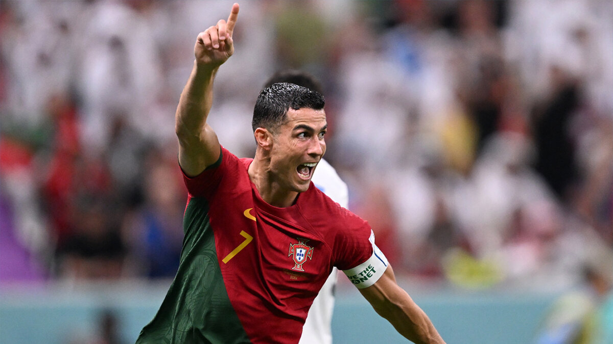 Portugal vence 2-O y complica a Uruguay en Catar 2 Portugal vence 2-O y complica a Uruguay en Catar Un doblete de Bruno Fernandes le dio a Portugal un triunfo el lunes por 2-0 sobre Uruguay y el boleto anticipado a octavos de final del Mundial de Catar-2022, mientras que la 'Celeste' se complica el pase a los cruces.