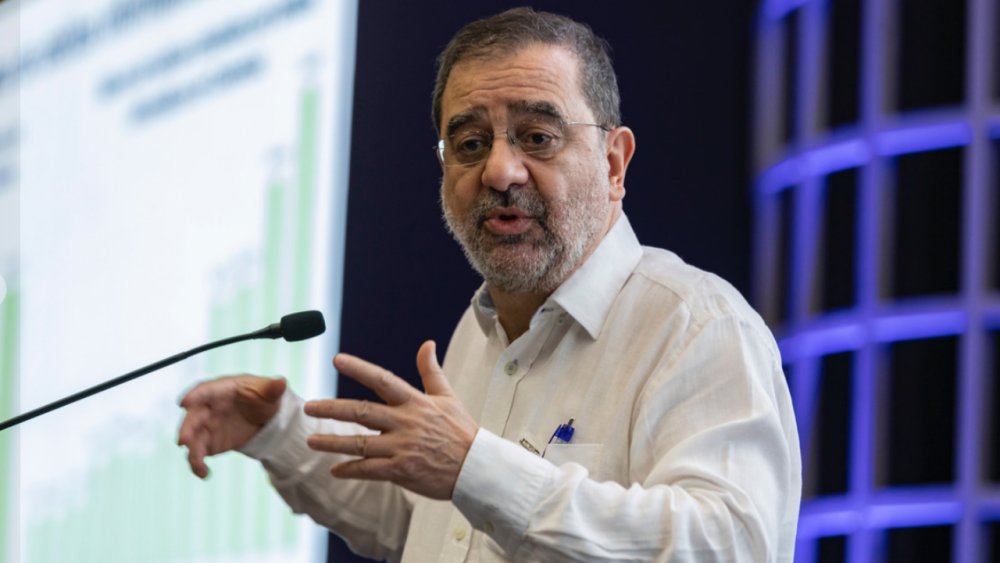 Presidente de Asobancaria es acusado de acoso sexual 1 Presidente de Asobancaria es acusado de acoso sexual El pasado jueves 10 de noviembre, el presidente de la Asociación Bancaria y de Entidades Financieras (Asobancaria), Hernando José Gómez, presentó su carta de renuncia sin dar muchas explicaciones.