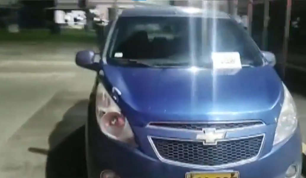 Le salió caro el servicio: conductor de aplicación fue víctima de robo en Bogotá 1 Le salió caro el servicio: conductor de aplicación fue víctima de robo en Bogotá ¿Hasta cuándo?, un nuevo atraco se presentó en el barrio Timiza, localidad de Kennedy, donde 3 asaltantes se hicieron pasar por pasajeros, pidieron un carro por aplicación y atracaron al conductor.