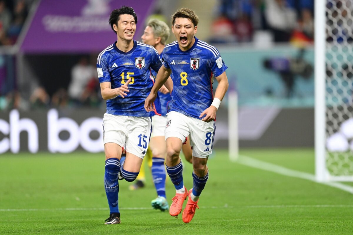 Histórico: Japón derrota a la poderosa y encopetada Alemania 1 Histórico: Japón derrota a la poderosa y encopetada Alemania Japón firmó una remontada para la historia al derrotar 2-1 a Alemania este miércoles en el estadio Khalifa de Doha, en la entrada en liza de ambos equipos en el Mundial de Catar, un día después de que Argentina cayera por el mismo resultado ante Arabia Saudita.