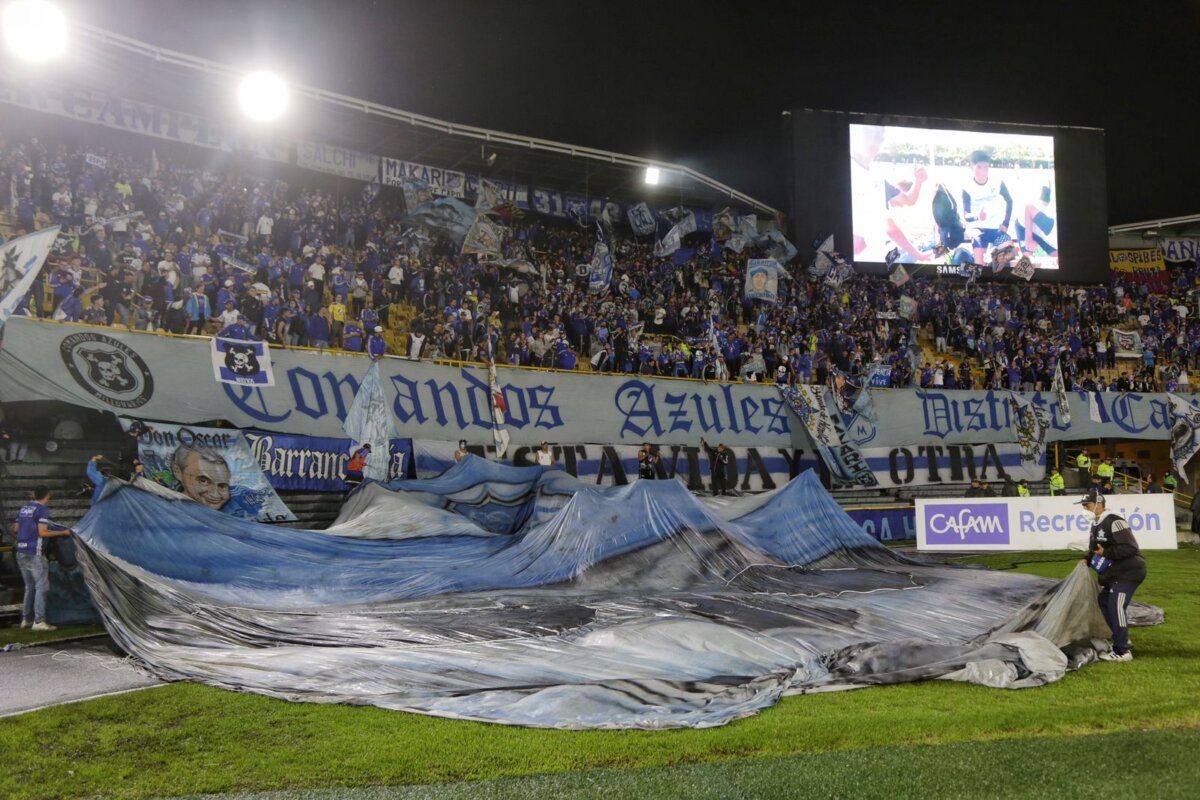 Millos inmenso: campeón de la Copa Colombia 1 Millos inmenso: campeón de la Copa Colombia Finalizó el encuentro deportivo de la final de la Copa BetPlay en el estadio El Campín, y Millonarios se coronó campeón con un 2-0 al Junior de Barranquilla, con goles de Luis Carlos Ruiz en el minuto 18 y de David Silva en el minuto 77. Desde 2011 el equipo azul no ganaba este torneo deportivo.