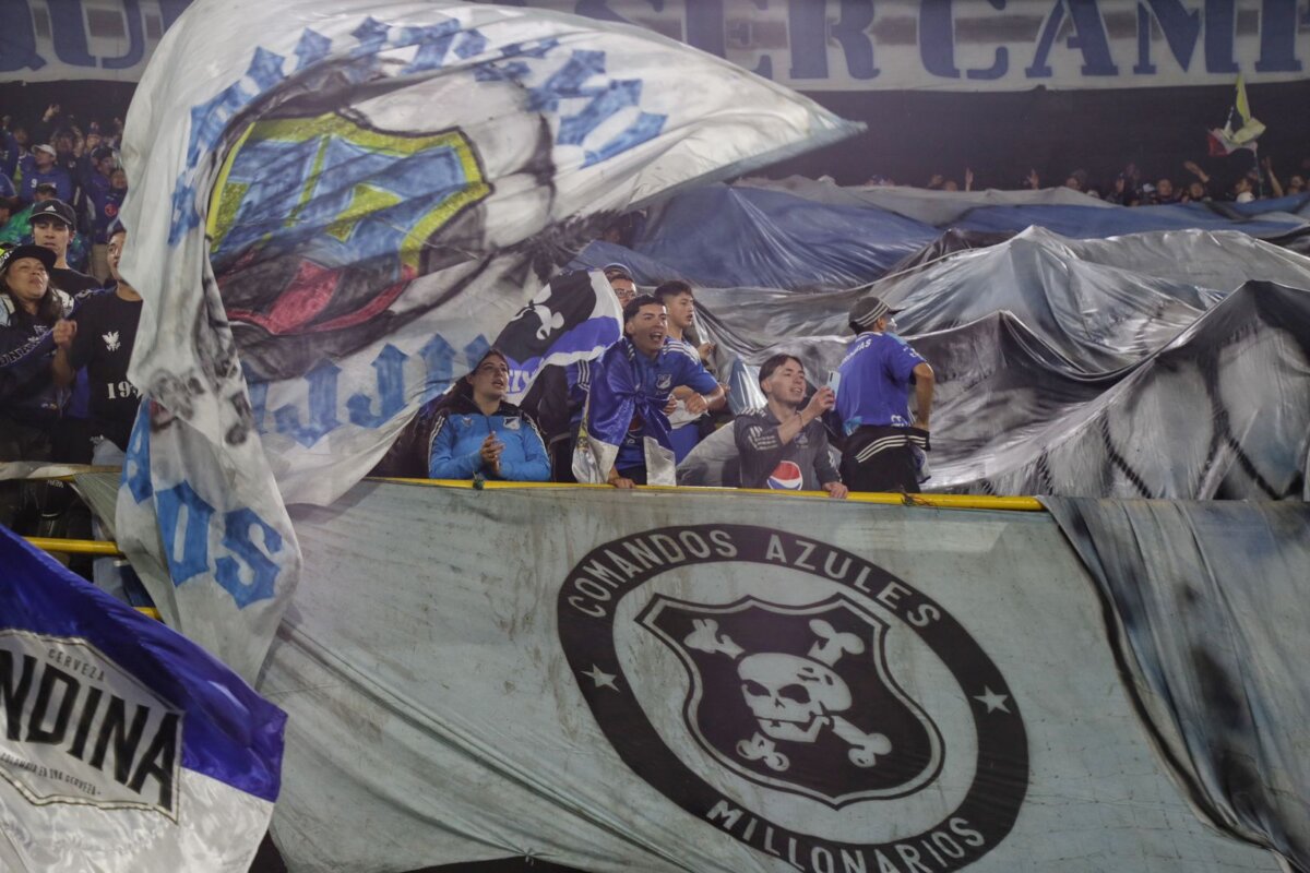 Millos inmenso: campeón de la Copa Colombia 3 Millos inmenso: campeón de la Copa Colombia Finalizó el encuentro deportivo de la final de la Copa BetPlay en el estadio El Campín, y Millonarios se coronó campeón con un 2-0 al Junior de Barranquilla, con goles de Luis Carlos Ruiz en el minuto 18 y de David Silva en el minuto 77. Desde 2011 el equipo azul no ganaba este torneo deportivo.