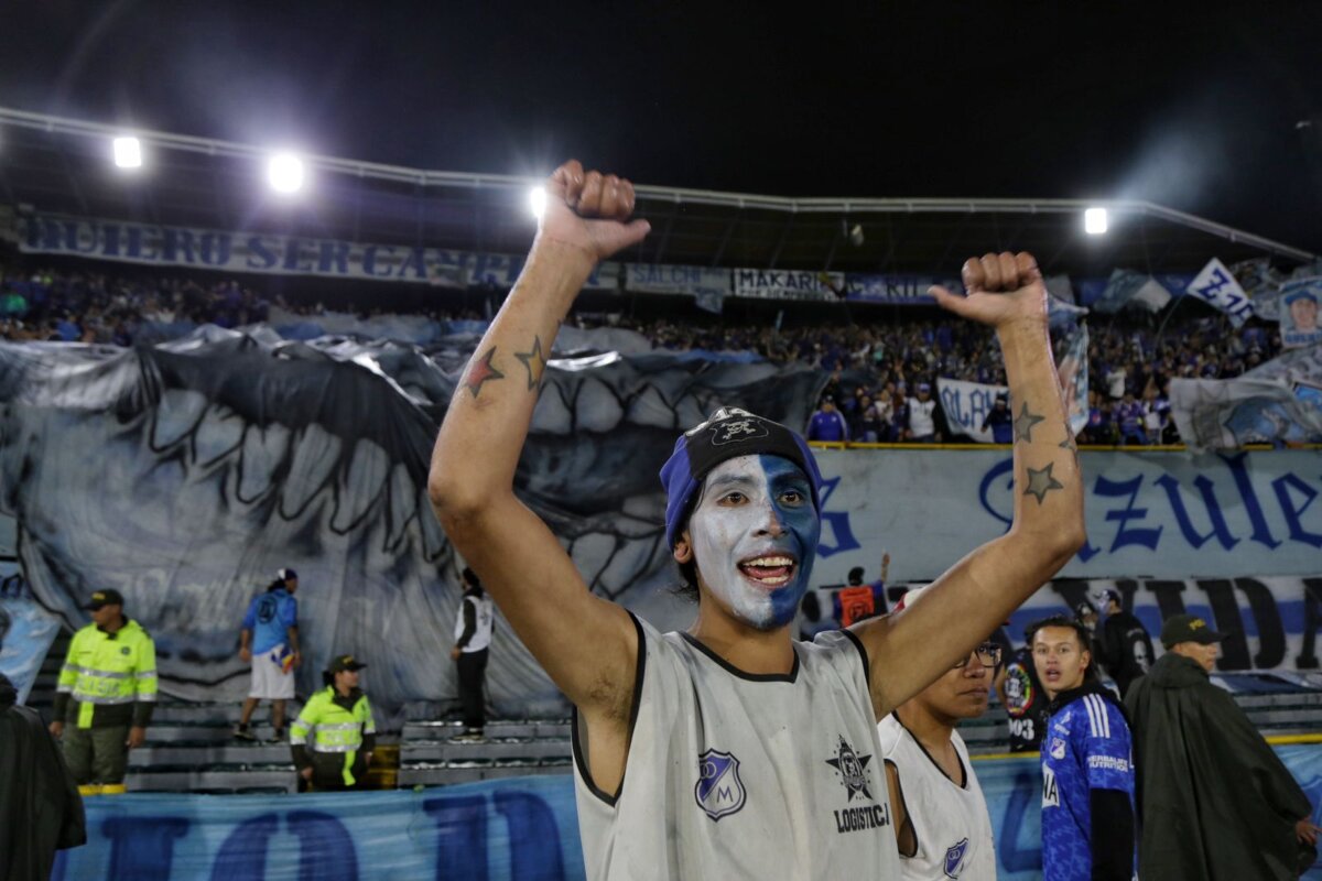Millos inmenso: campeón de la Copa Colombia 6 Millos inmenso: campeón de la Copa Colombia Finalizó el encuentro deportivo de la final de la Copa BetPlay en el estadio El Campín, y Millonarios se coronó campeón con un 2-0 al Junior de Barranquilla, con goles de Luis Carlos Ruiz en el minuto 18 y de David Silva en el minuto 77. Desde 2011 el equipo azul no ganaba este torneo deportivo.