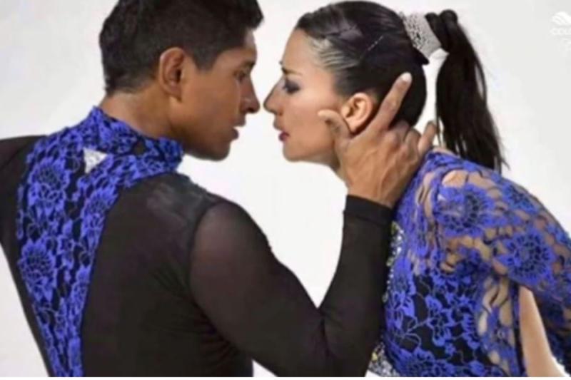 Patinadora colombiana recibió la eutanasia El patinaje artístico colombiano perdió a una de sus figuras más representativas, Carolina Otálora. Esta bogotana, múltiple campeona nacional, y que también dejó en alto el nombre en alto a nivel Panamericano y Sudamericano, falleció el pasado viernes a los 40 años luego de recibir la eutanasia (causar la muerte a un paciente en estado terminal con el fin de evitarle dolores infructuosos), tras una dura lucha contra un cáncer de estómago, el cual no pudo soportar.