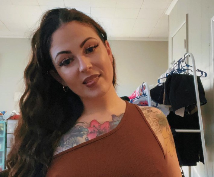 Mujer reveló que tiene 11 hijos de padres diferentes, pero quiere tener otros 19 2 Mujer reveló que tiene 11 hijos de padres diferentes, pero quiere tener otros 19 Tener hijos es un tema que para muchas personas es algo lindo, dulce, irrepetible y es el sueño de muchas mujeres. Realmente todas las decisiones son respetables, pero pocas situaciones son comparables a esta historia que le vamos a contar. Resulta que Phi, como se identifica esta mujer gringa, tiene 11 hijos de padres diferentes, aunque desea tener 30.