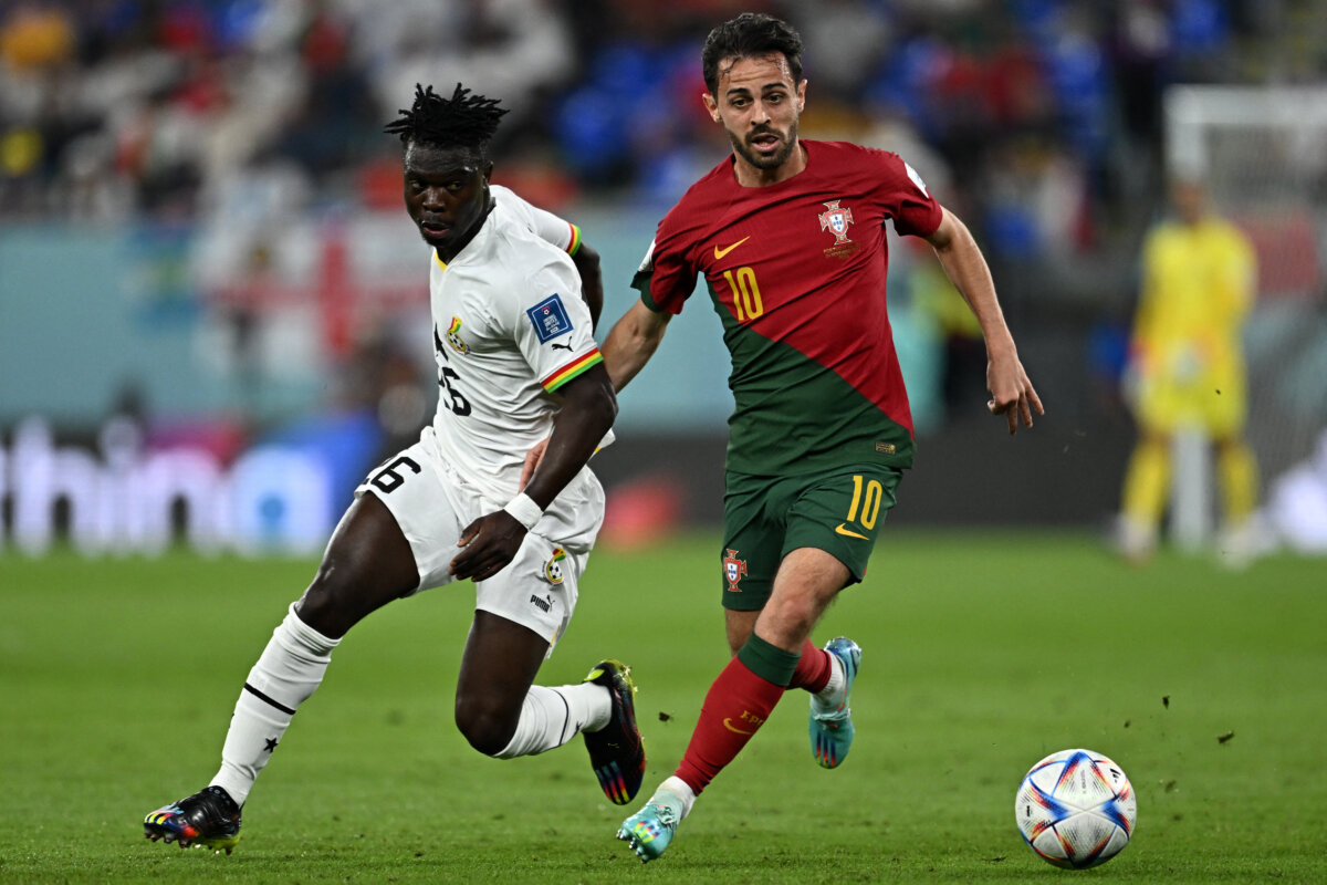 EN VIVO: Portugal gana en su debut en Catar. Cristiano agranda su leyenda Portugal logró una sufrida victoria ante Ghana por 3-2, este jueves en partido del Grupo H del Mundial, después de que Cristiano Ronaldo venciera la resistencia africana al transformar un penal en el minuto 65, que le convirtió en el primer futbolista de la historia en anotar en cinco Mundiales.