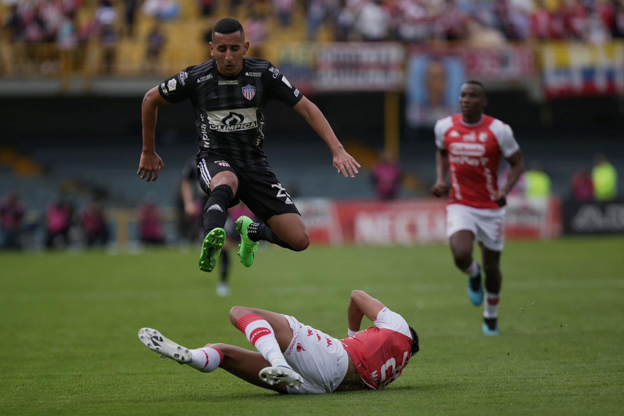 El Rojo perdonó al 'Tiburón' y empató en El Campín Santa Fe igualó 0-0 con Junior en la tercera fecha de cuadrangulares finales y enredó el camino que tenía como líder del grupo A al quedarse con 5 puntos.