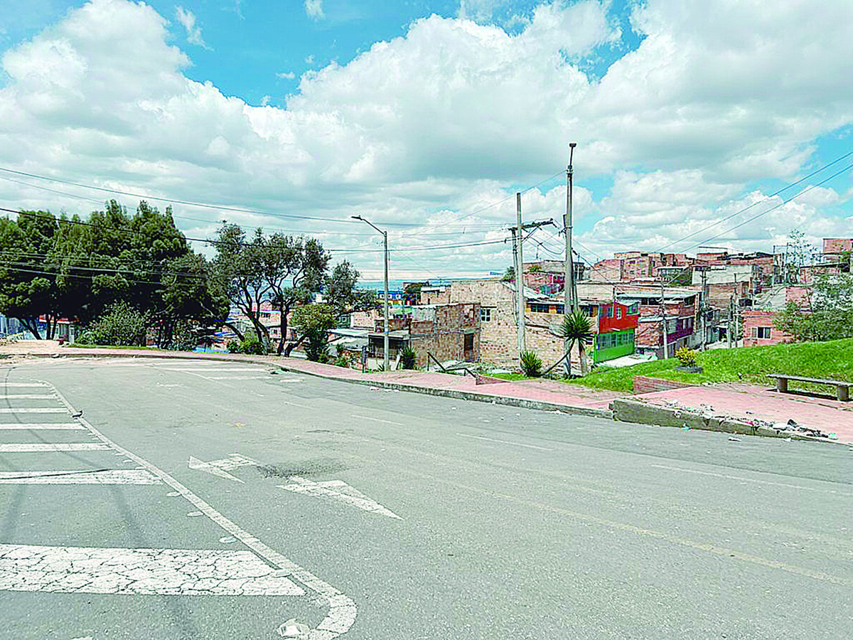 Asesinan a taxista en hurto en San Cristóbal 1 Asesinan a taxista en hurto en San Cristóbal Cuando los familiares de don Nelson salieron de la vivienda ya era demasiado tarde. El taxista estaba ya sin signos vitales debido a la mortal herida que había recibido en el cuello por parte de los delincuentes.