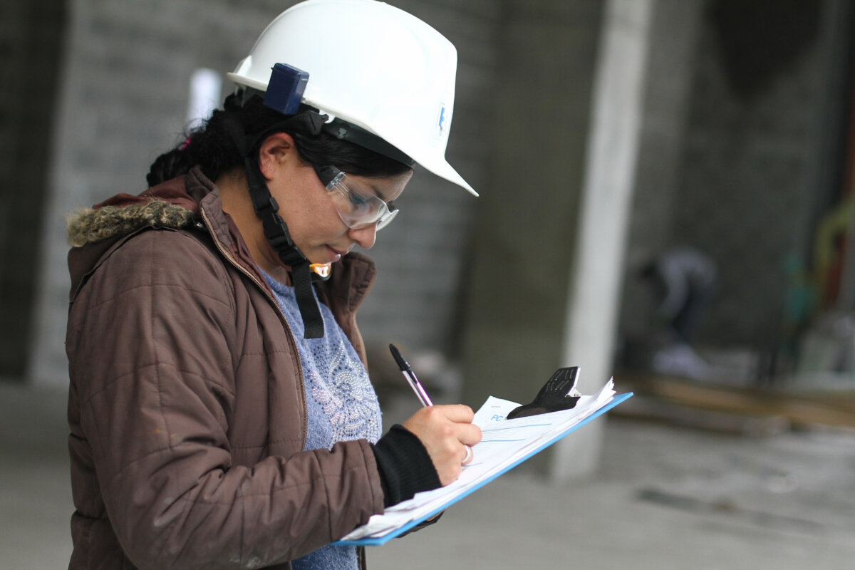 Pille los subsidios para dejar su casita arreglada 2 Pille los subsidios para dejar su casita arreglada El Gobierno lanzó esta semana su primer nuevo subsidio llamado ‘Cambia mi casa’, que será gestionado por el Ministerio de Vivienda y el Fondo Nacional de Vivienda. Inicialmente el programa se centrará en los municipios más pobres del país.